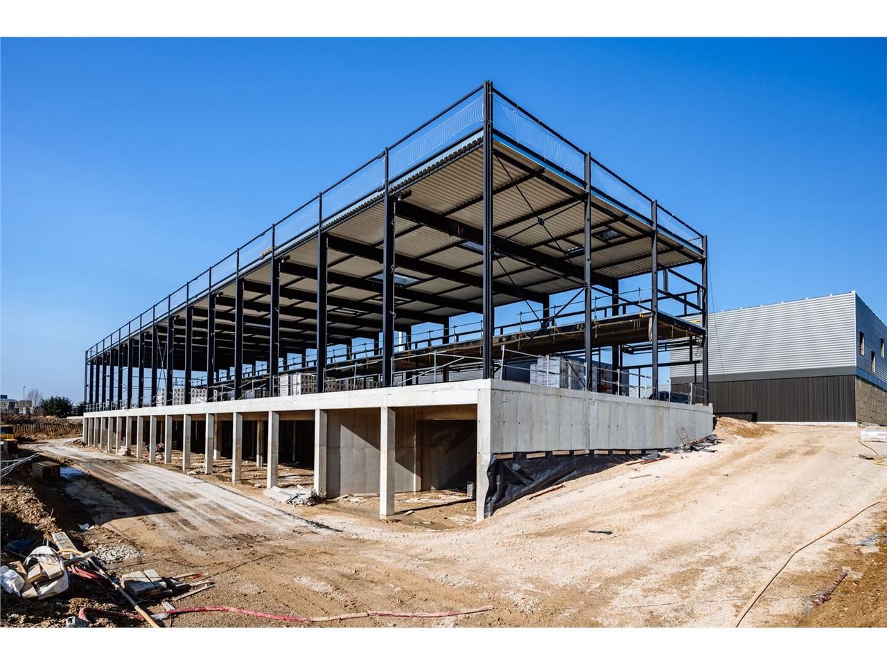 Local d'activités de 187m²