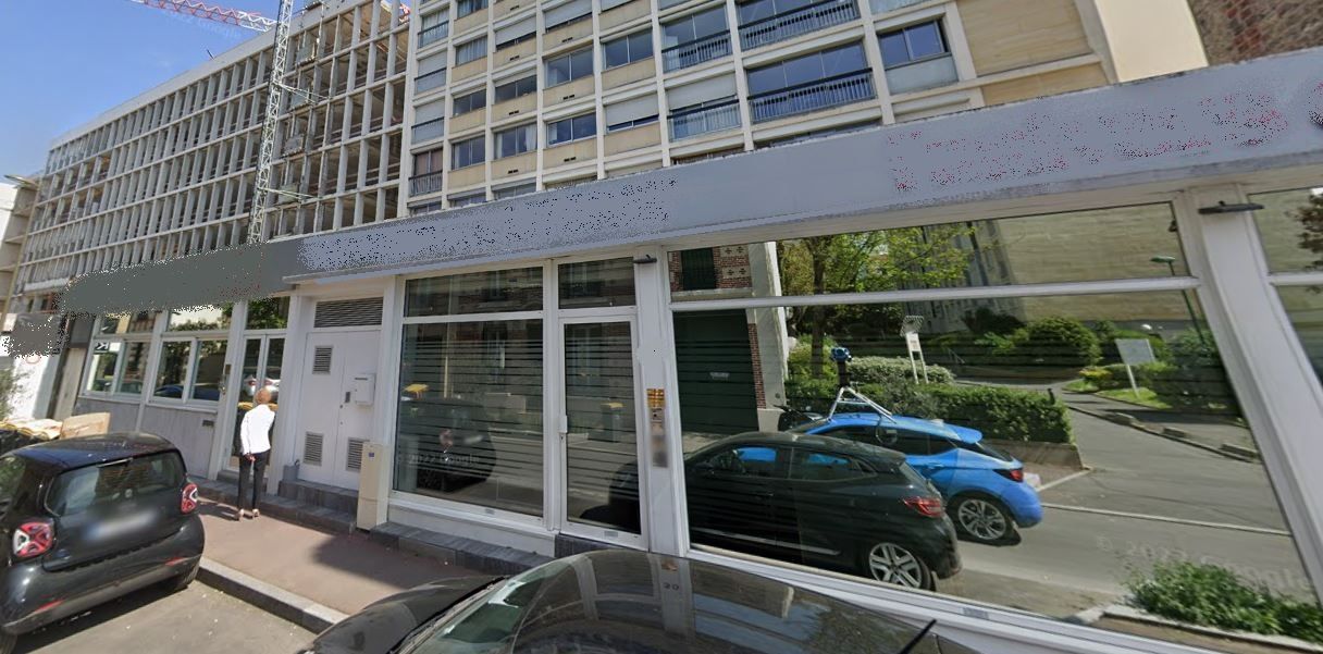 Local d'activités de 830m²