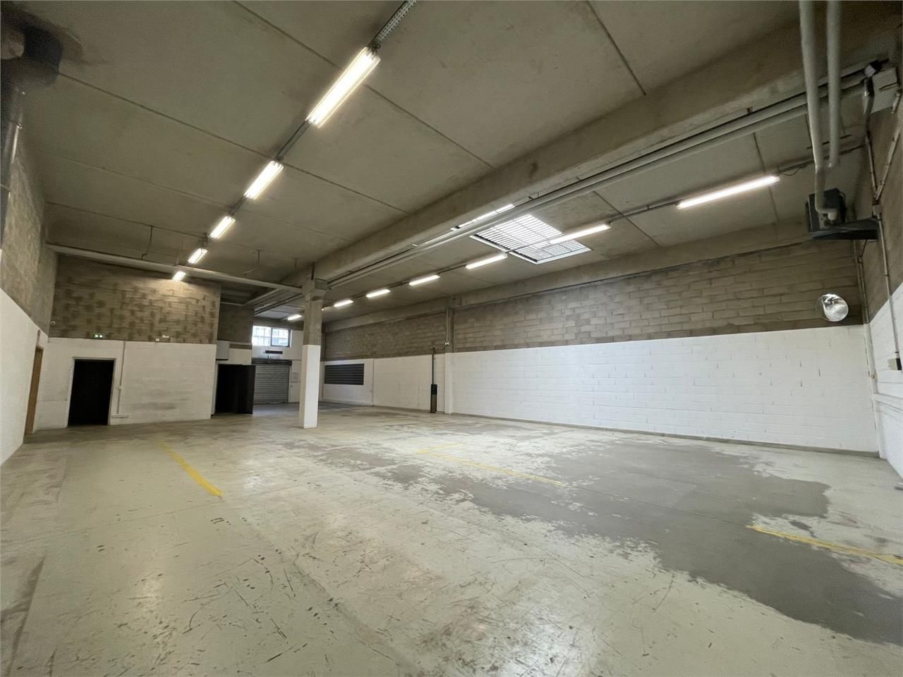 Location Local d'activités 603 m² non divisibles