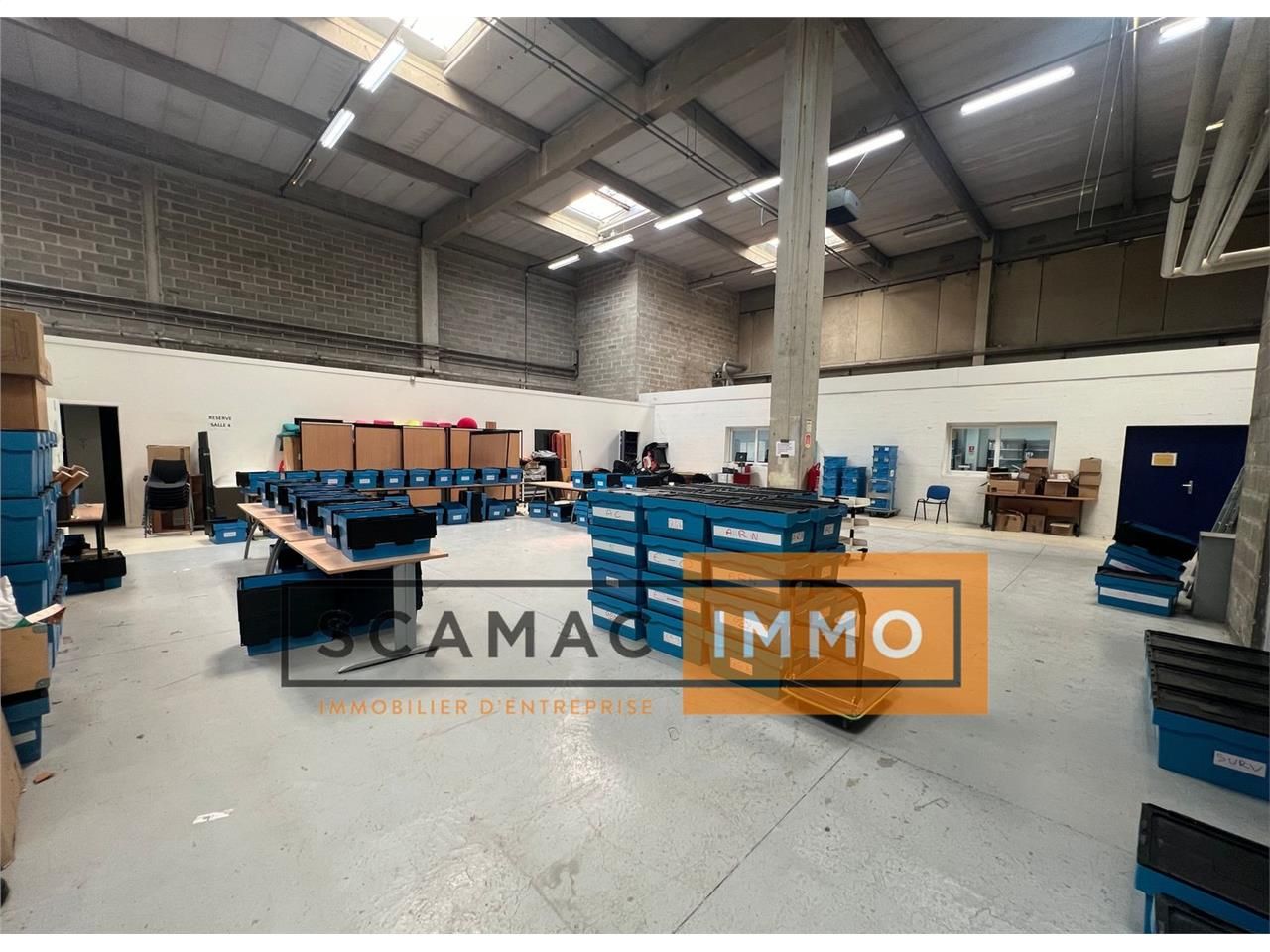 Local d'activités de 732m²