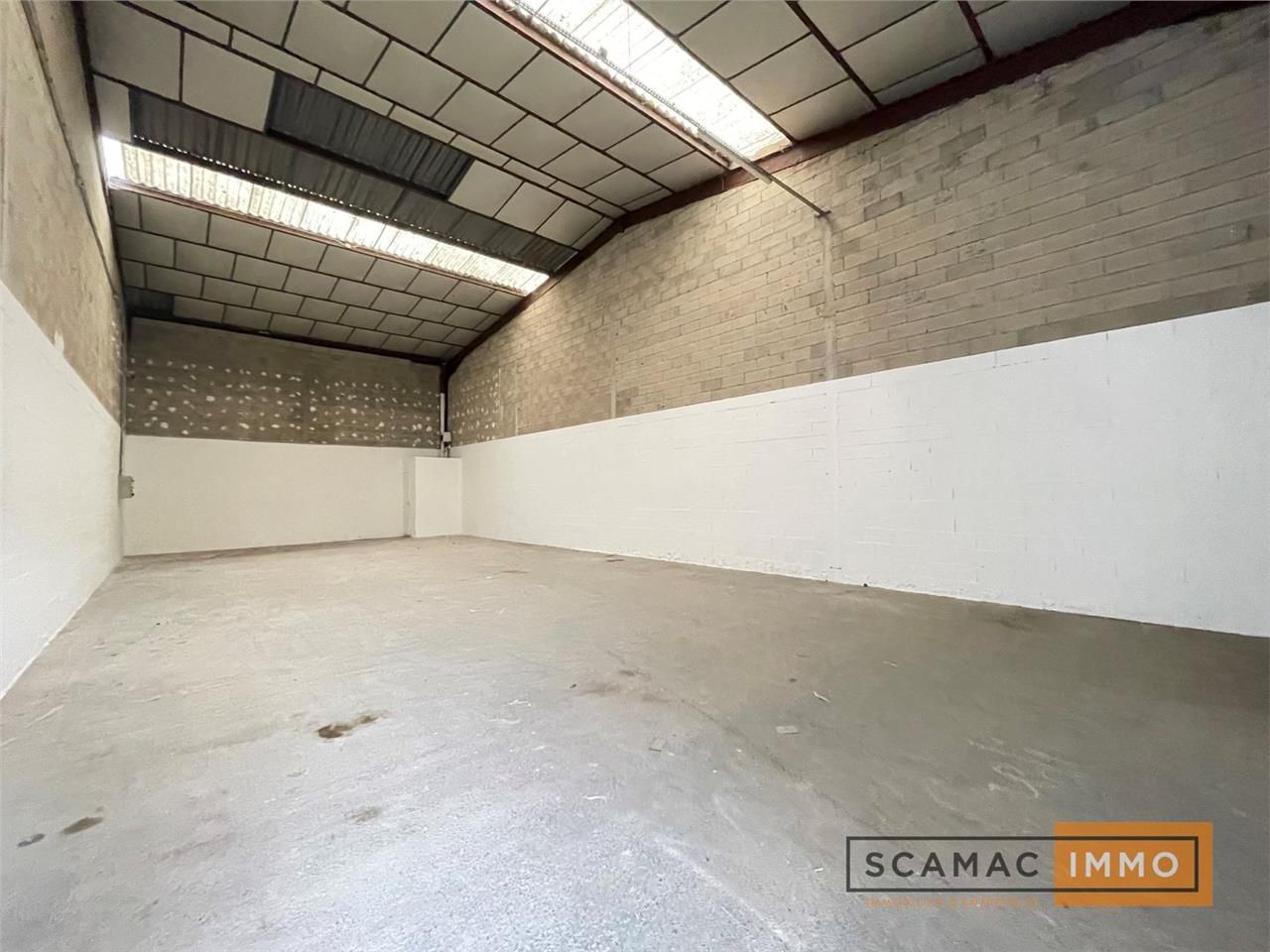 Location Local d'activités 190 m² non divisibles