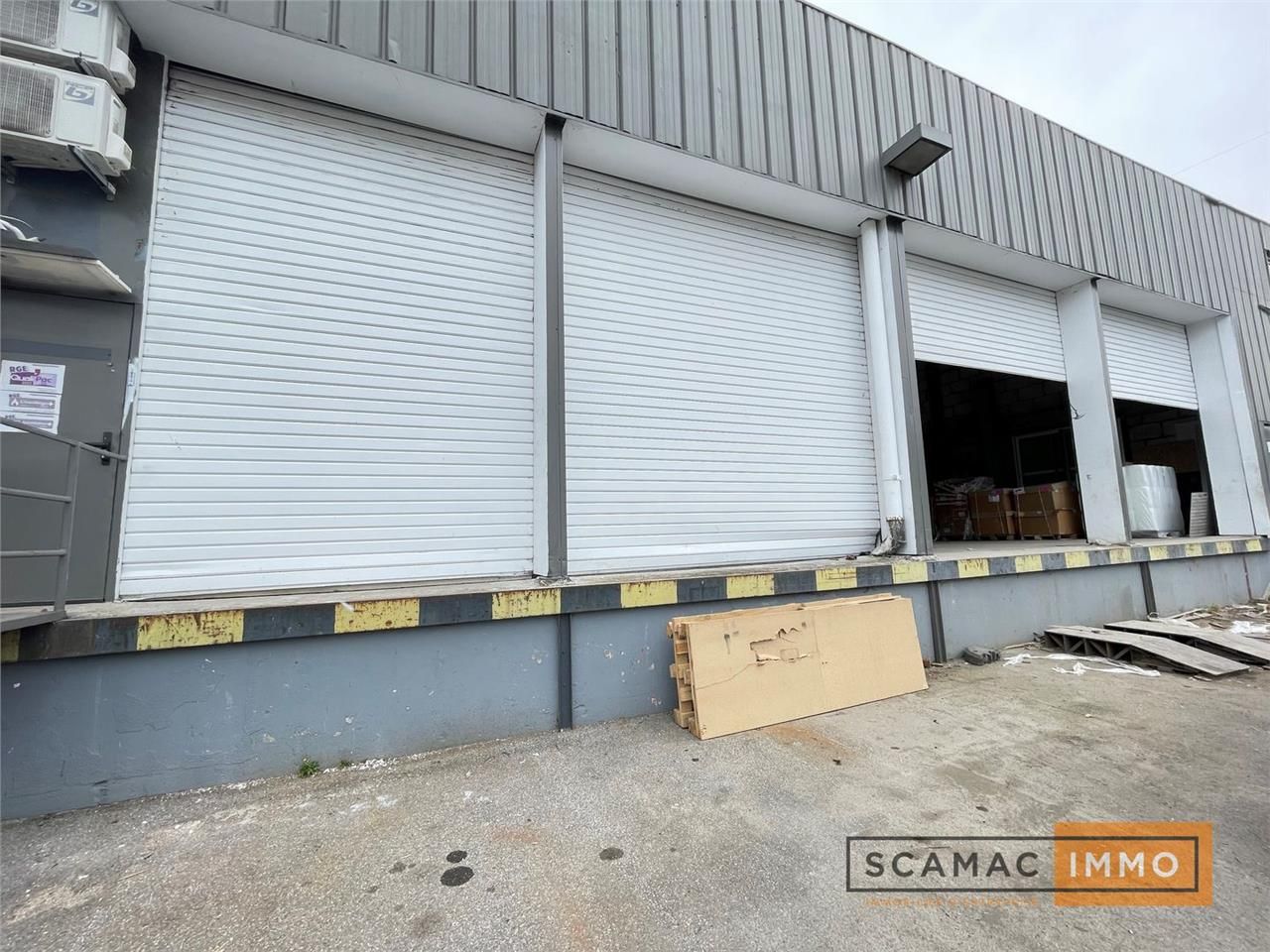 Local d'activités de 190m²