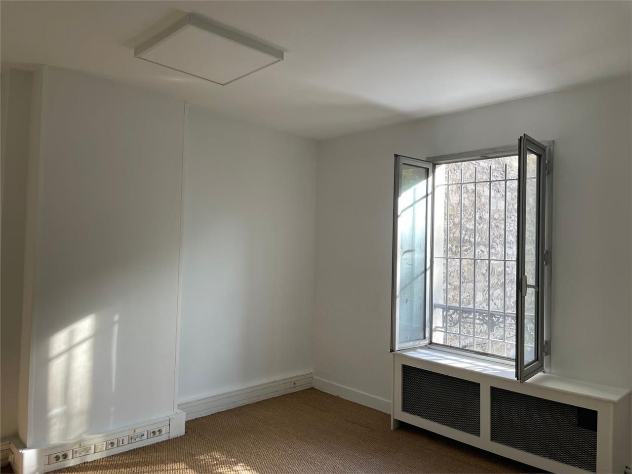 Local d'activités de 394m²