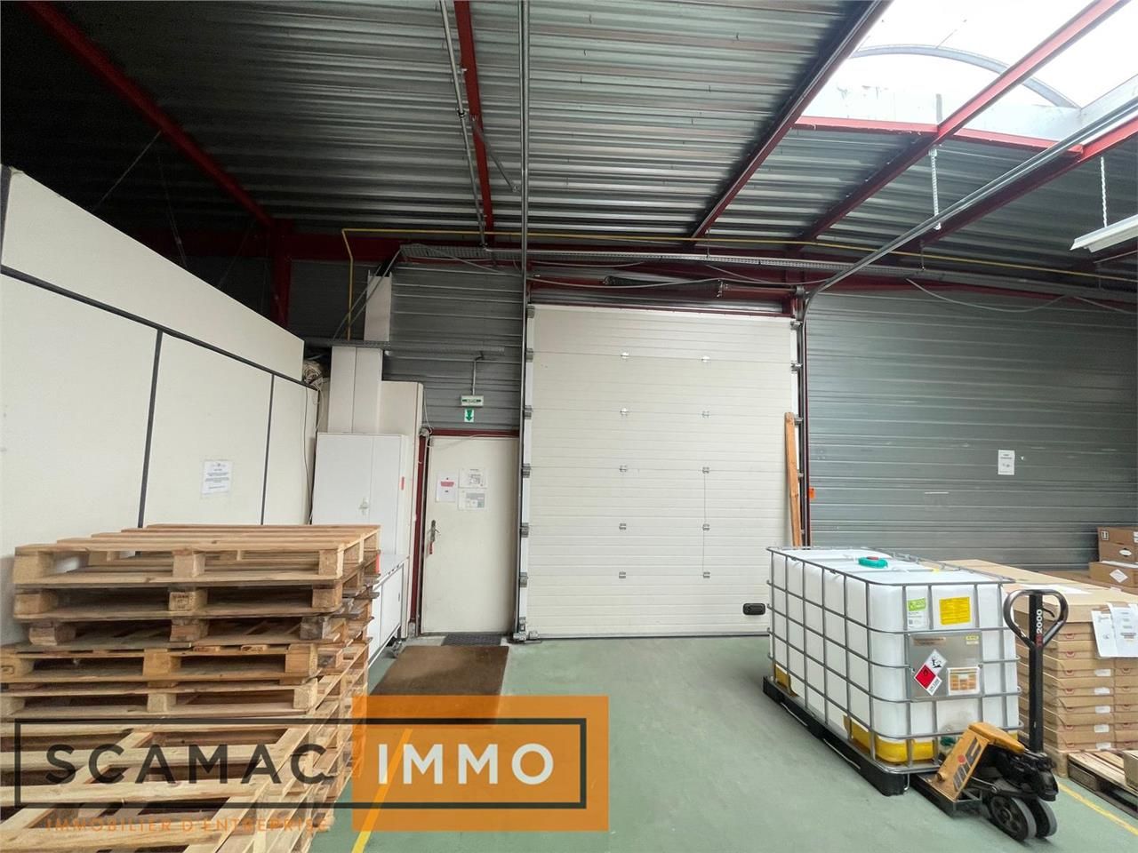 Local d'activités de 550m²