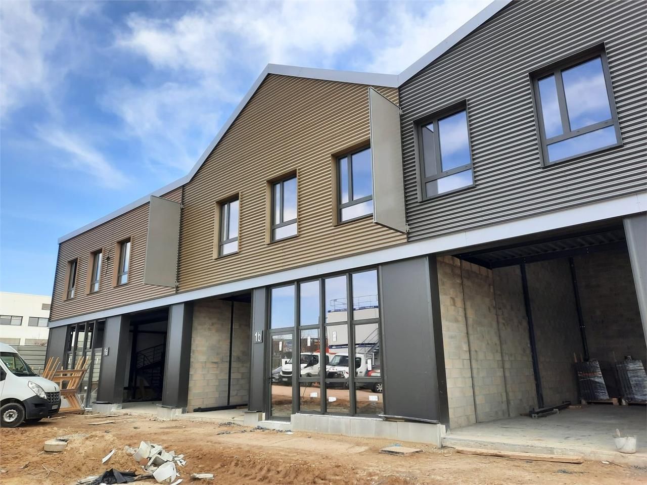 Location Local d'activités 146 m² non divisibles