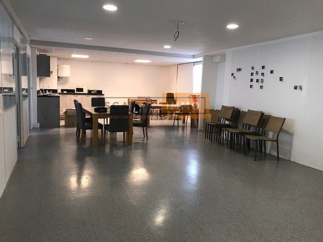 Location Bureaux 287 m² non divisibles