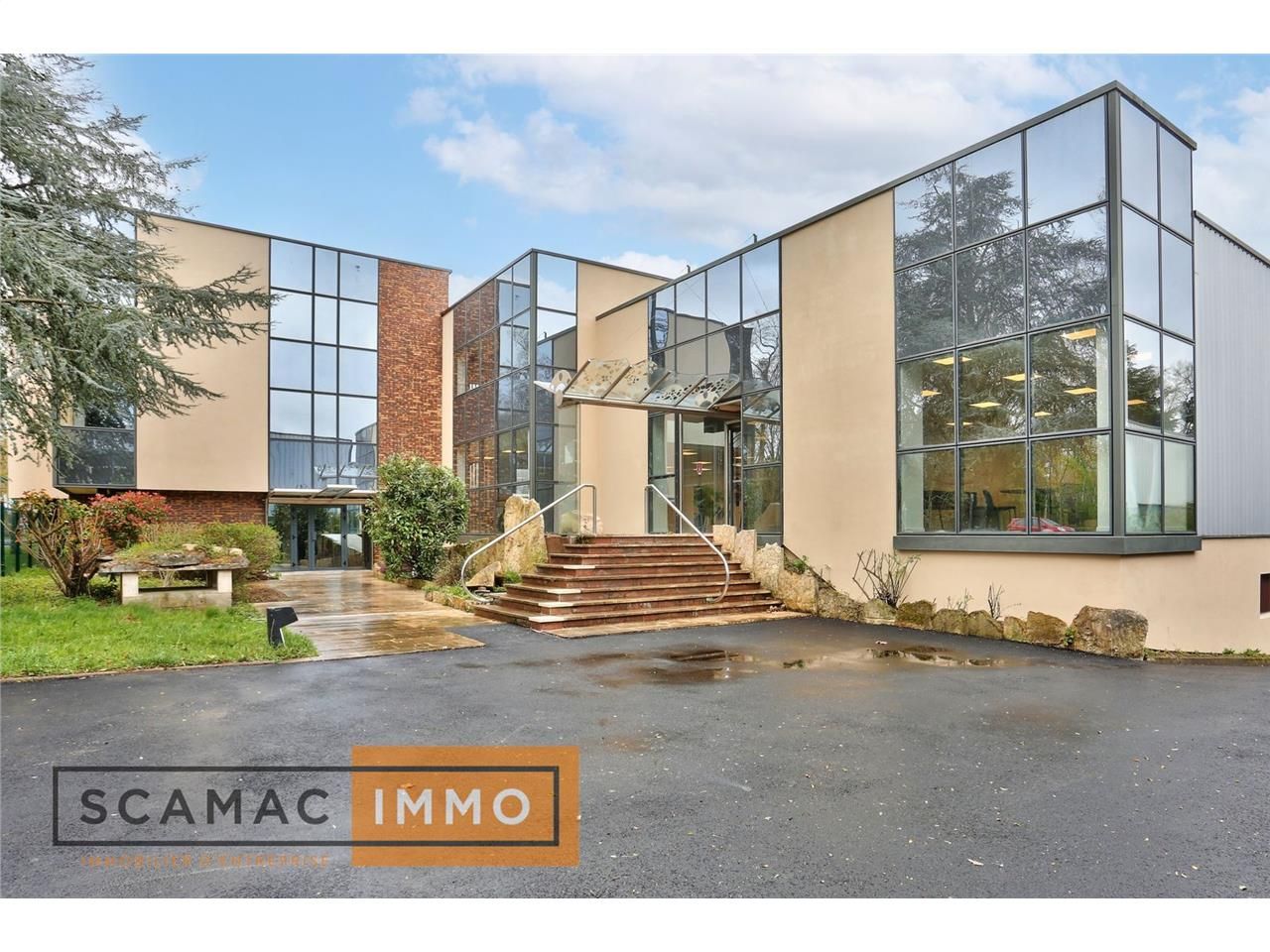 Location Bureaux 1280 m² non divisibles