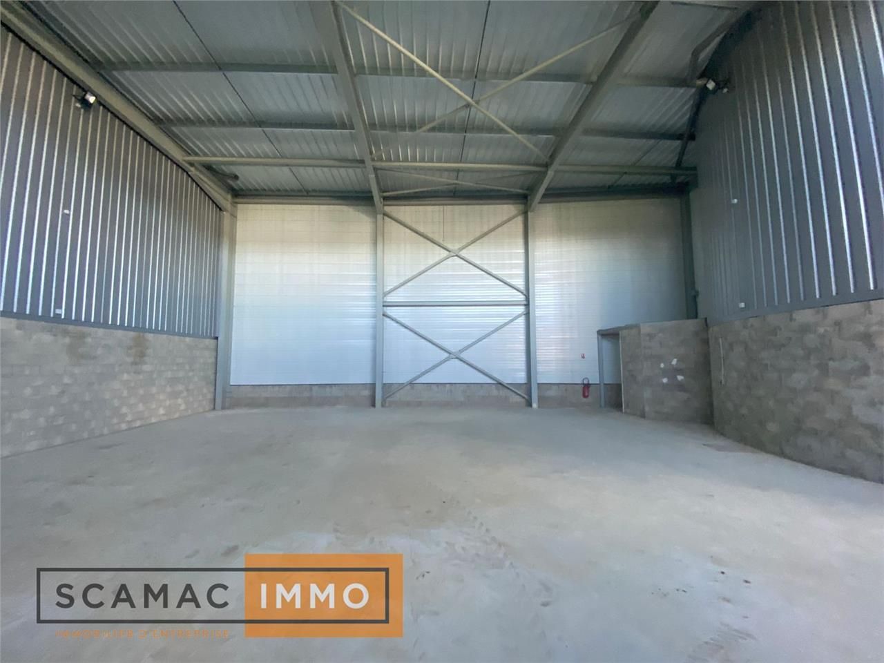 Location Local d'activités 1030 m² non divisibles