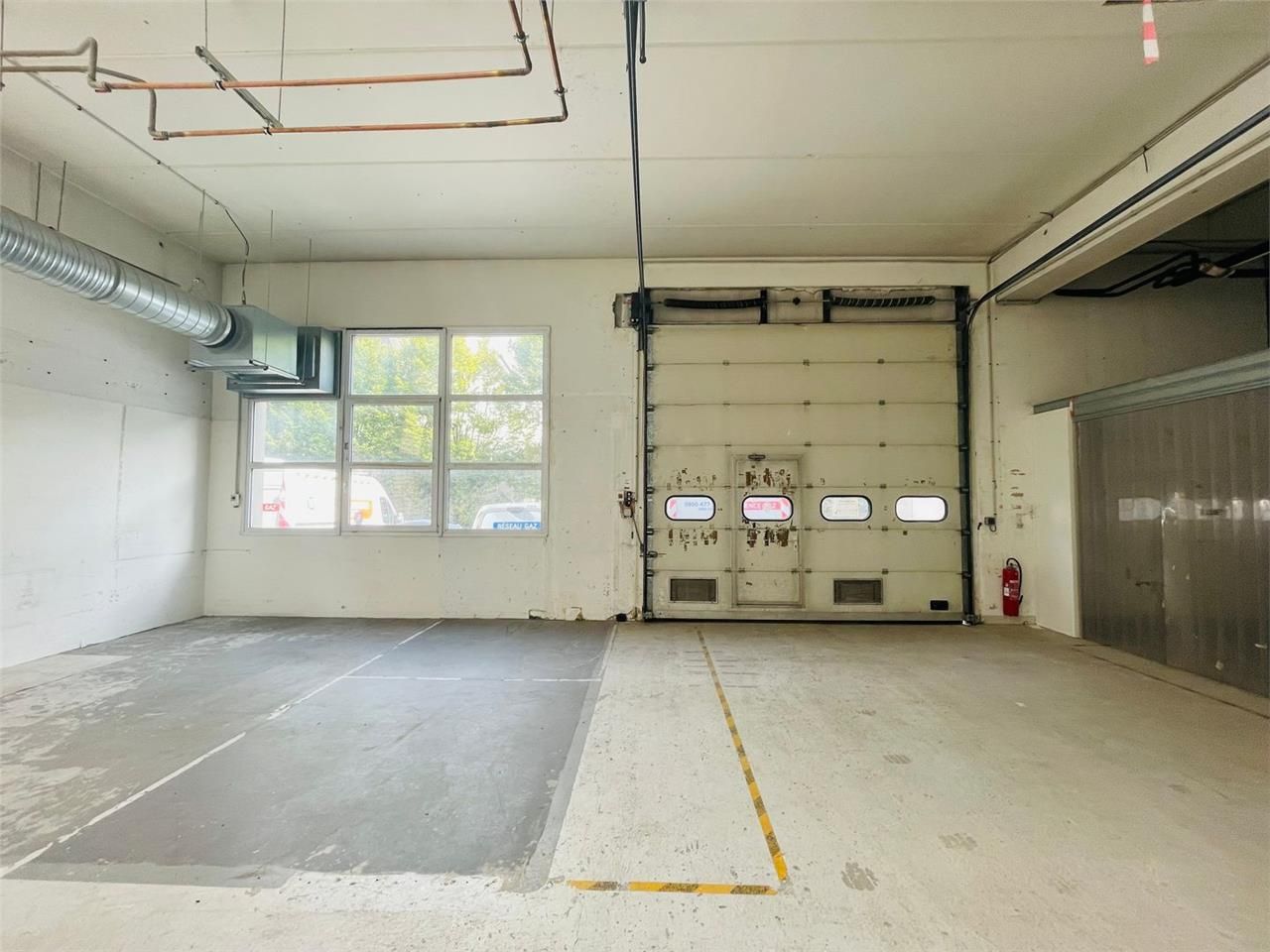Location Entrepôt 847 m² non divisibles