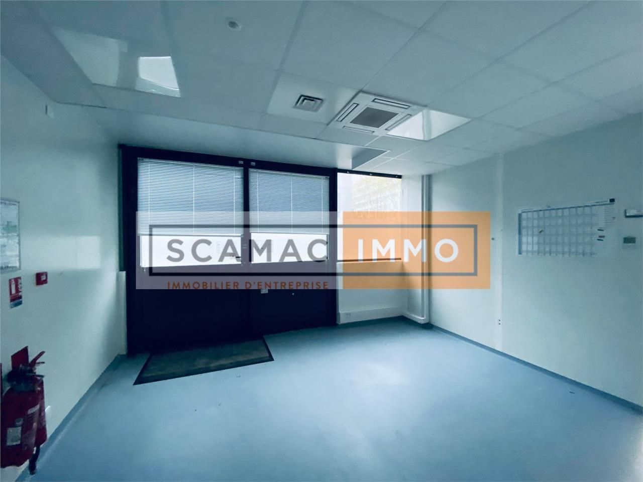 Local d'activités de 1485m²