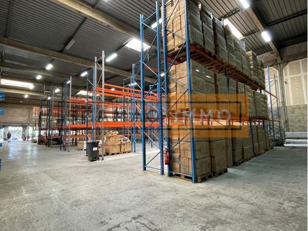 Entrepôt de 1285m²