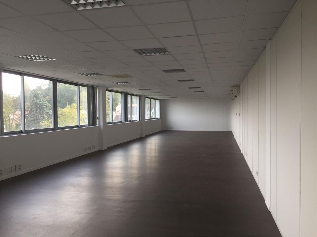 Bureau de 330m²