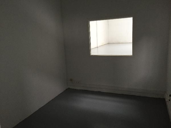 Local d'activités de 1300m²