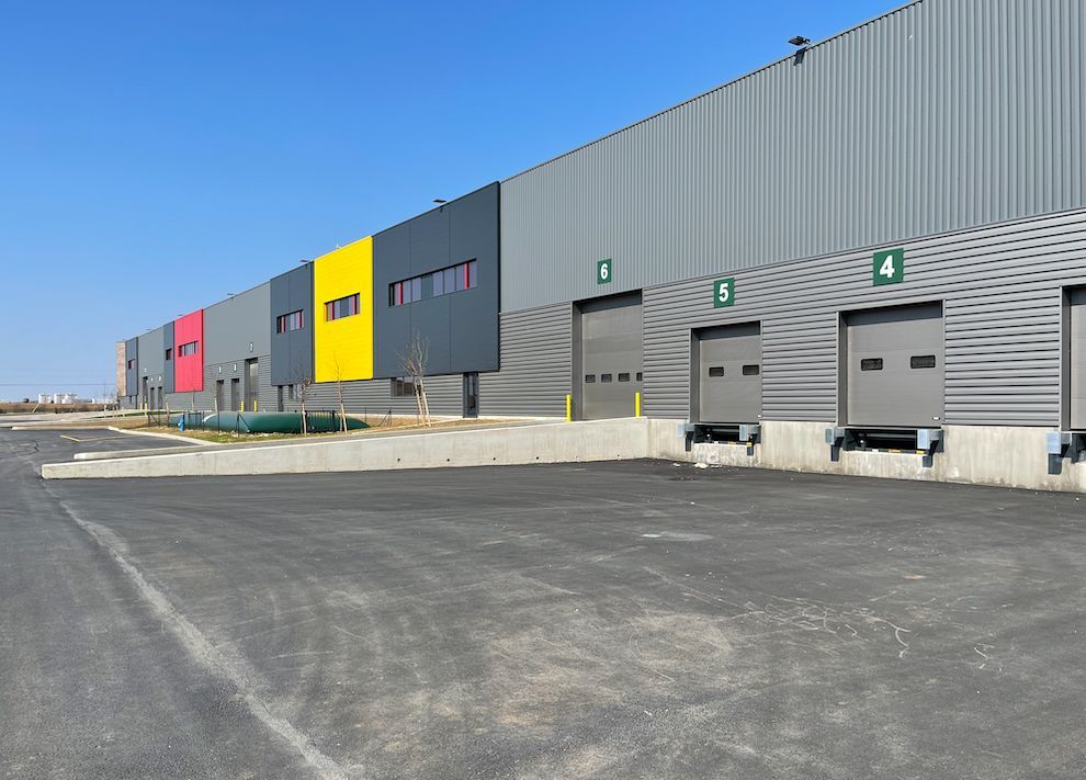 Local d'activités de 4670m²