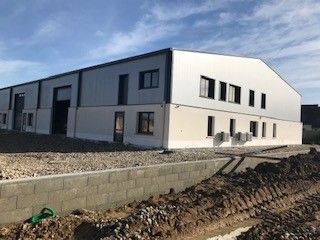 Location Local d'activités 280 m² non divisibles