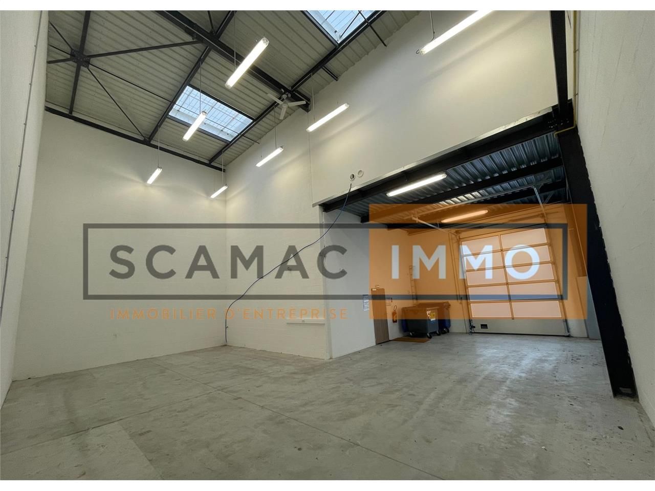 Location Local d'activités 252 m² non divisibles