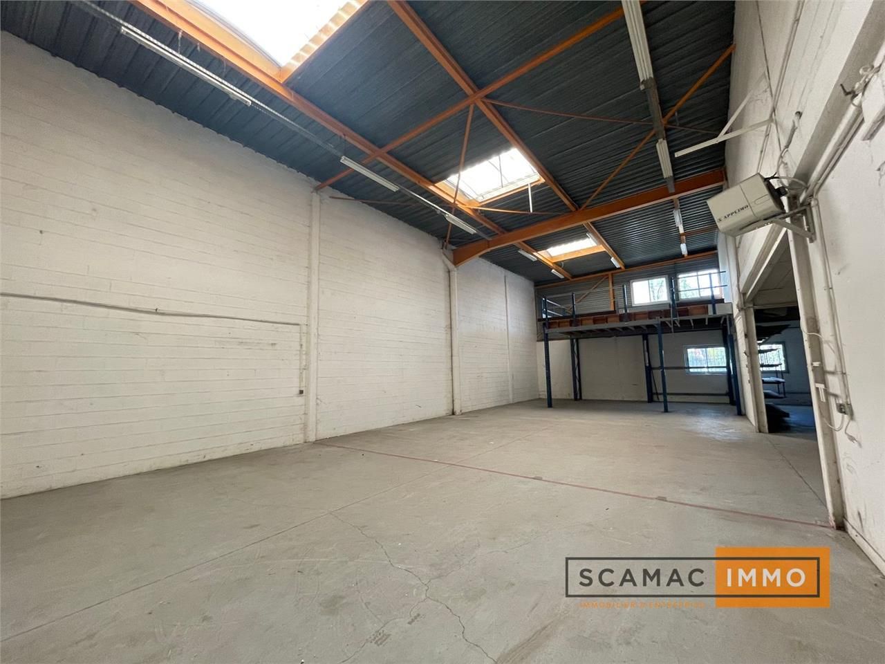 Location Local d'activités 515 m² non divisibles