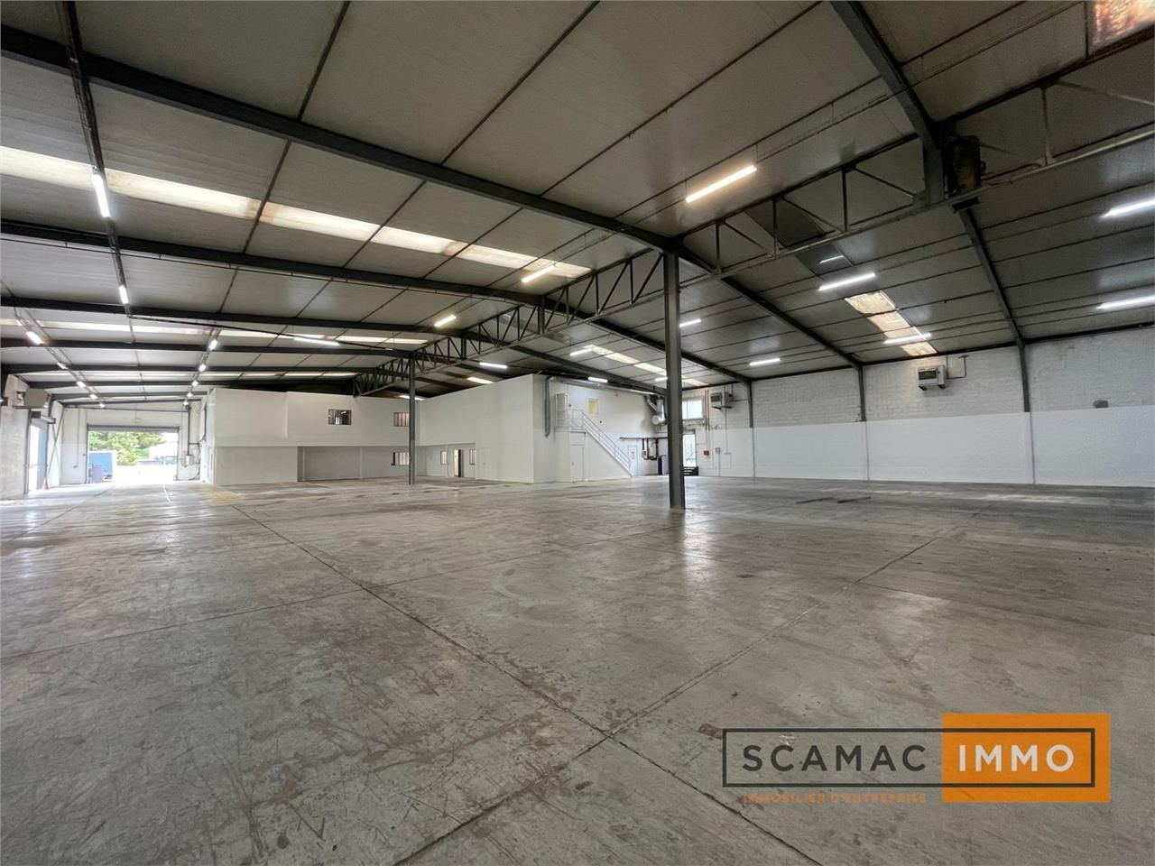 Location Local d'activités 2348 m² non divisibles