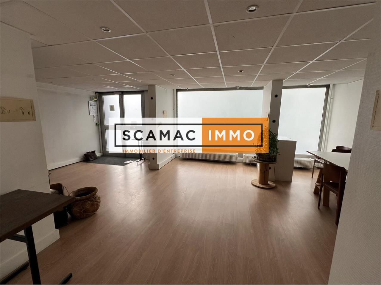 Location Local d'activités 294 m² non divisibles