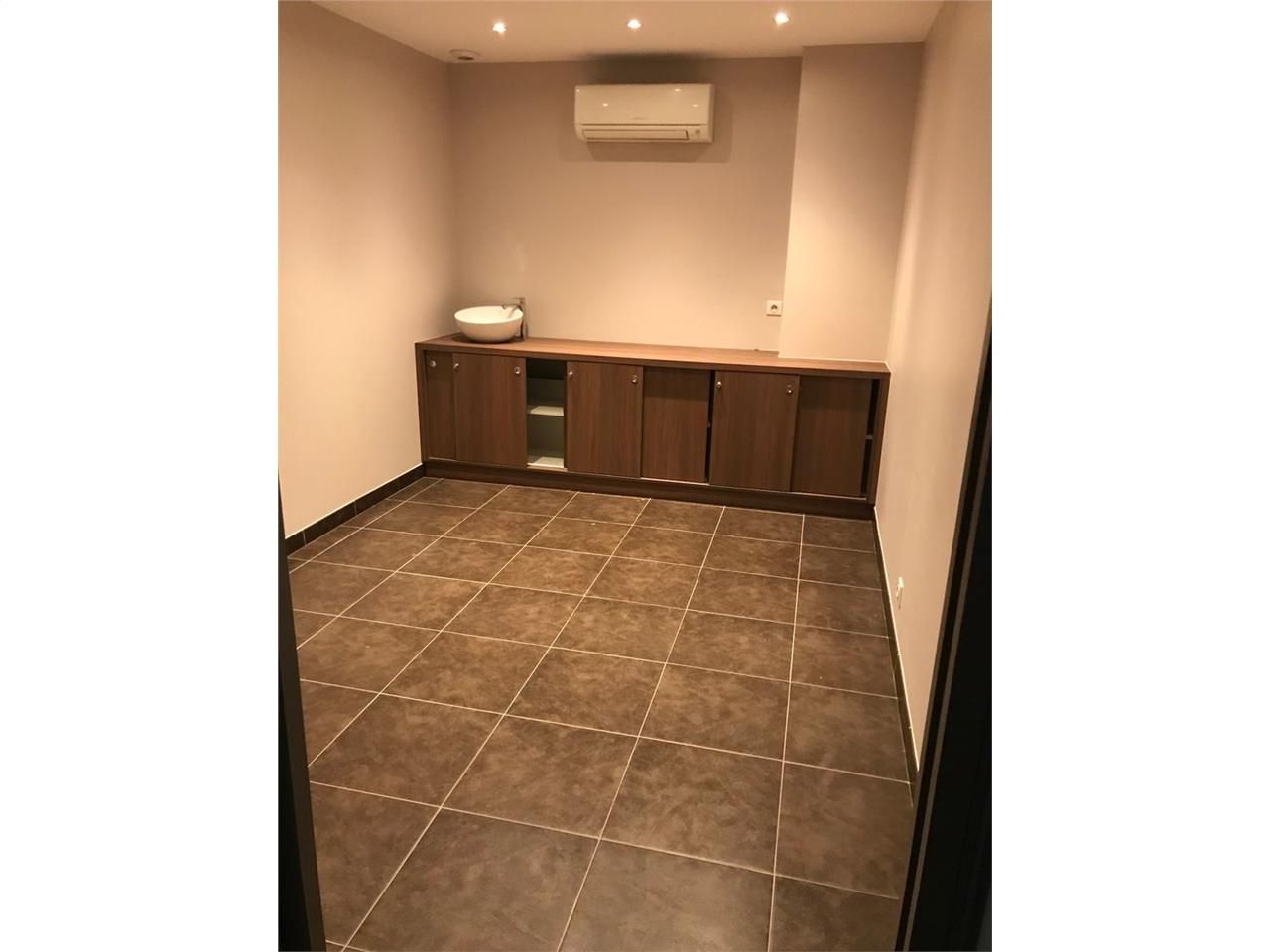 Local commercial de 240m²