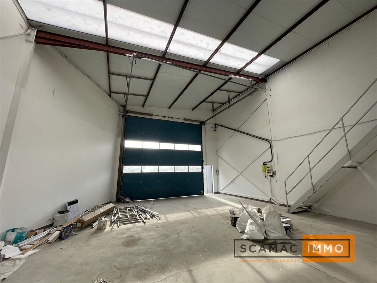 Location Local d'activités 344 m² non divisibles