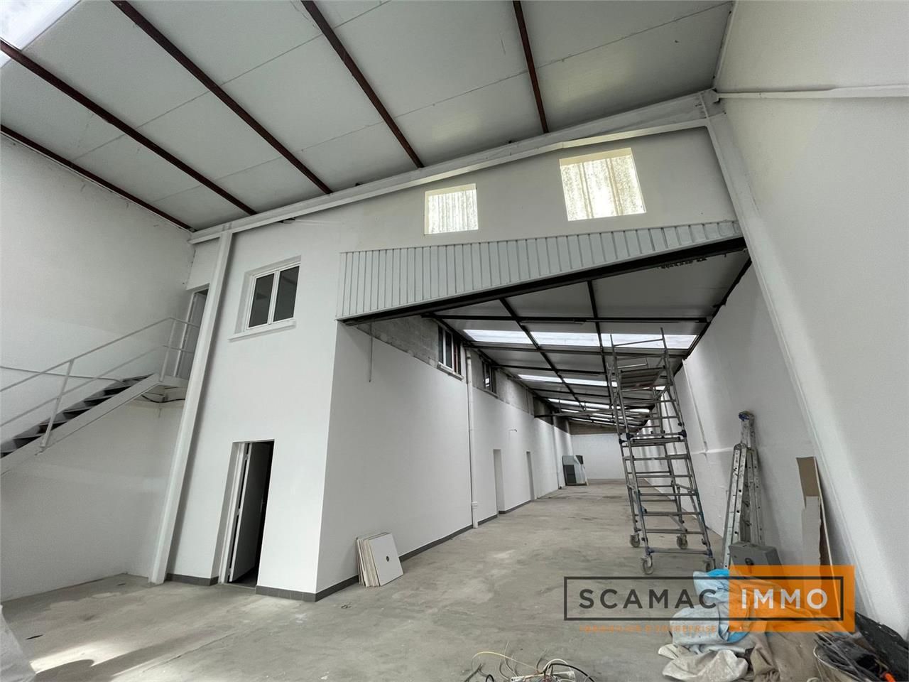 Local d'activités de 344m²