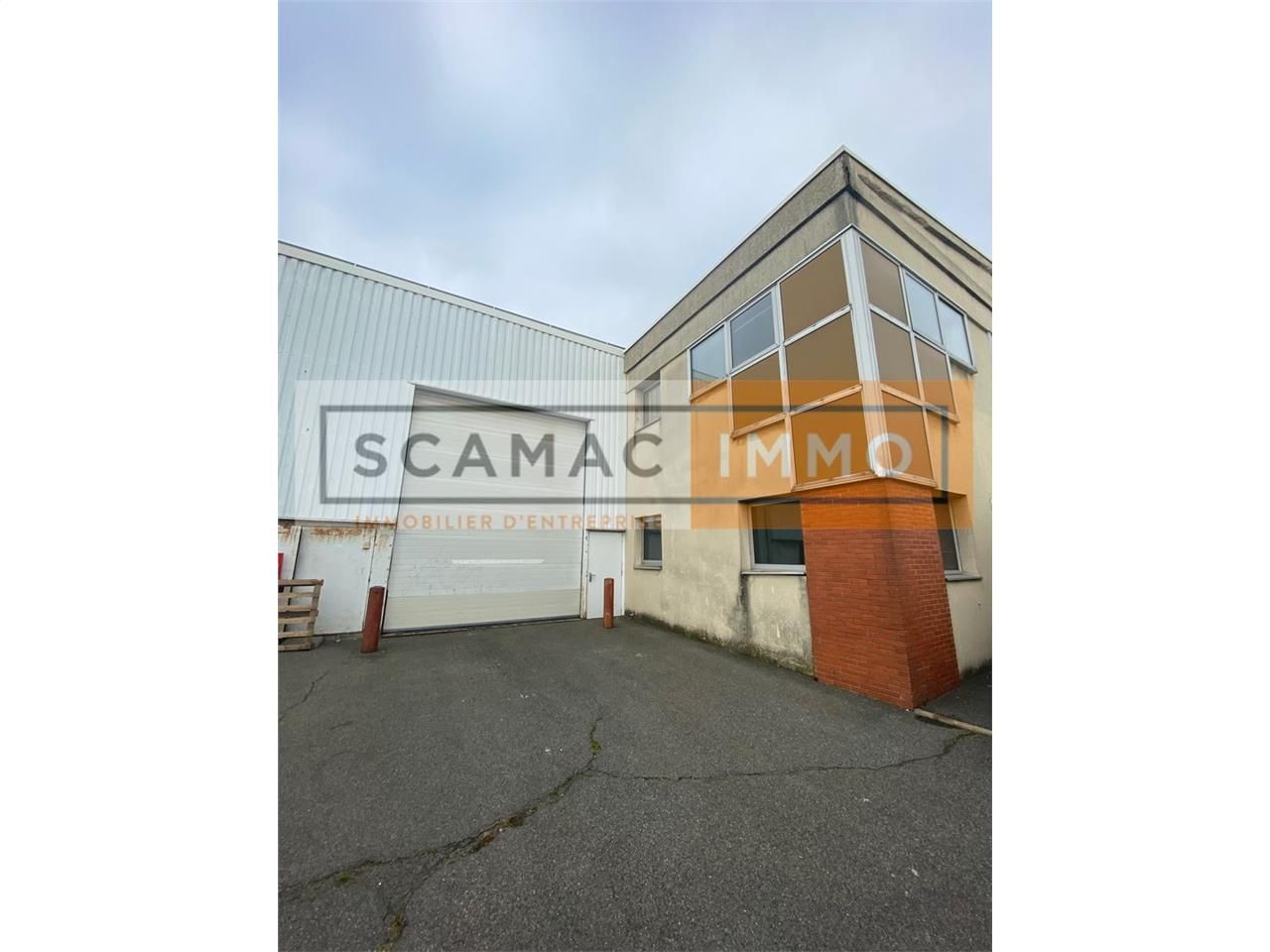 Location Local d'activités 379 m² non divisibles