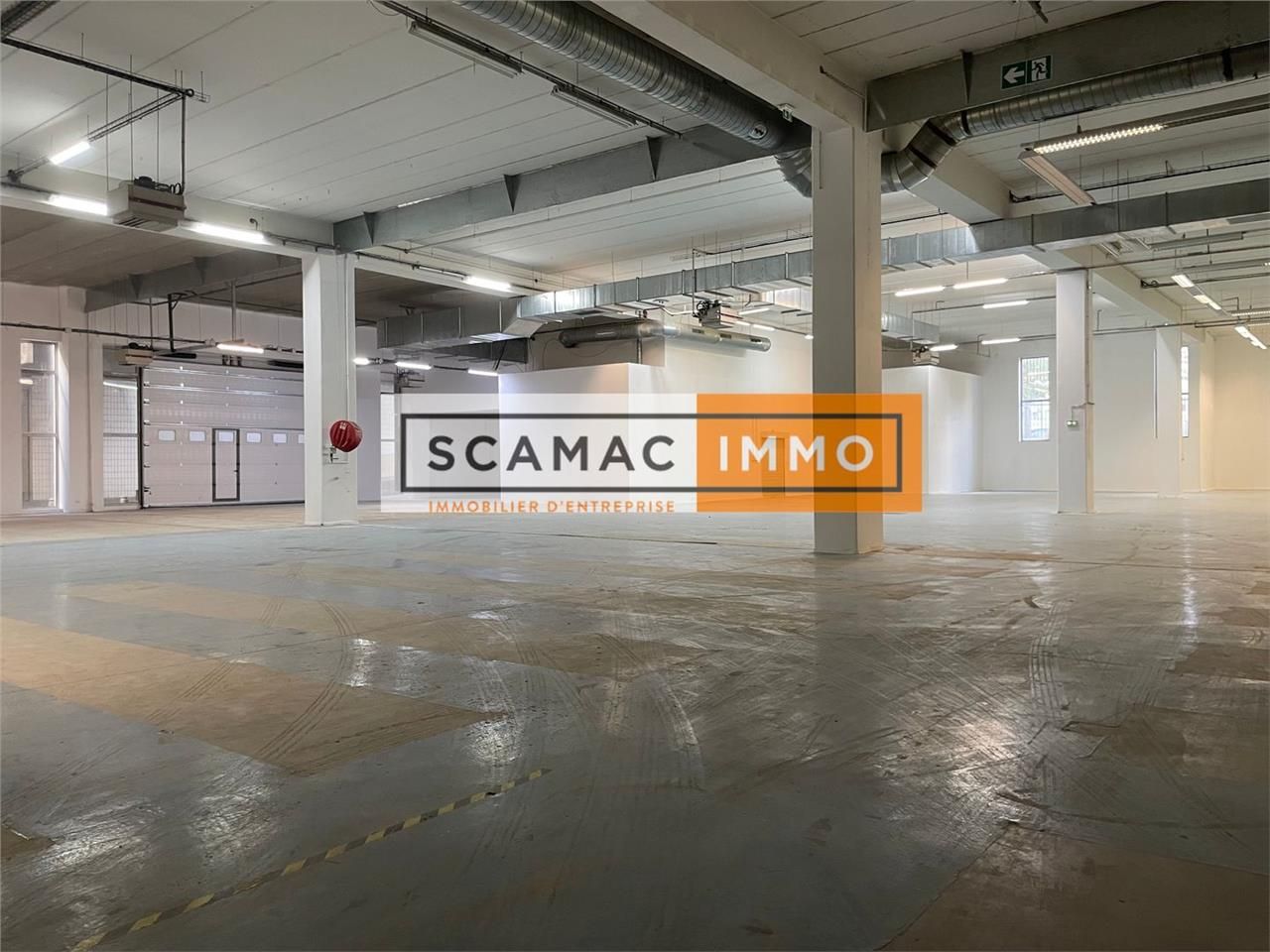 Location Entrepôt 2157 m² non divisibles