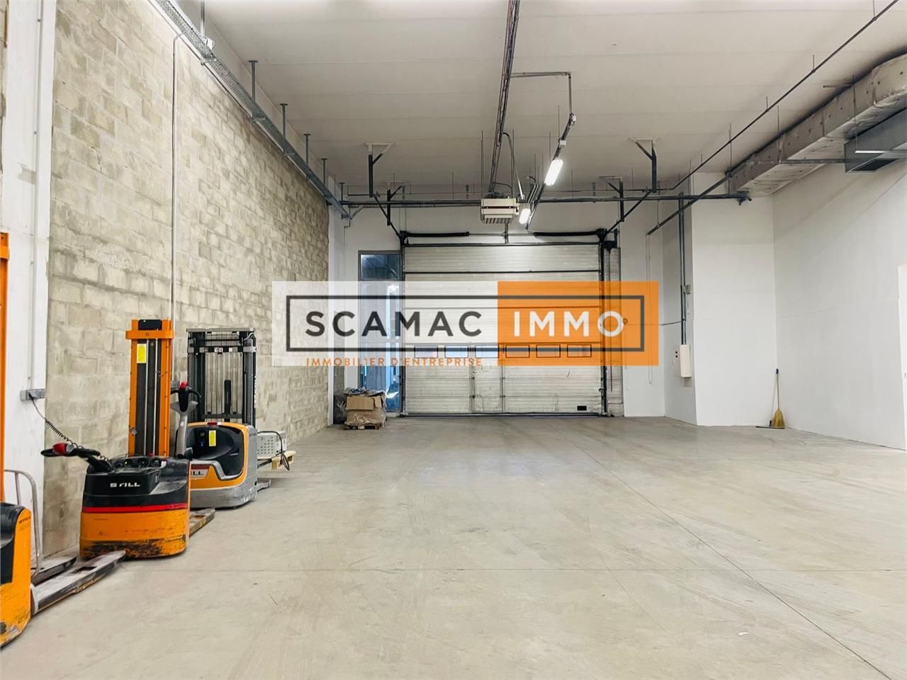 Entrepôt de 2157m²