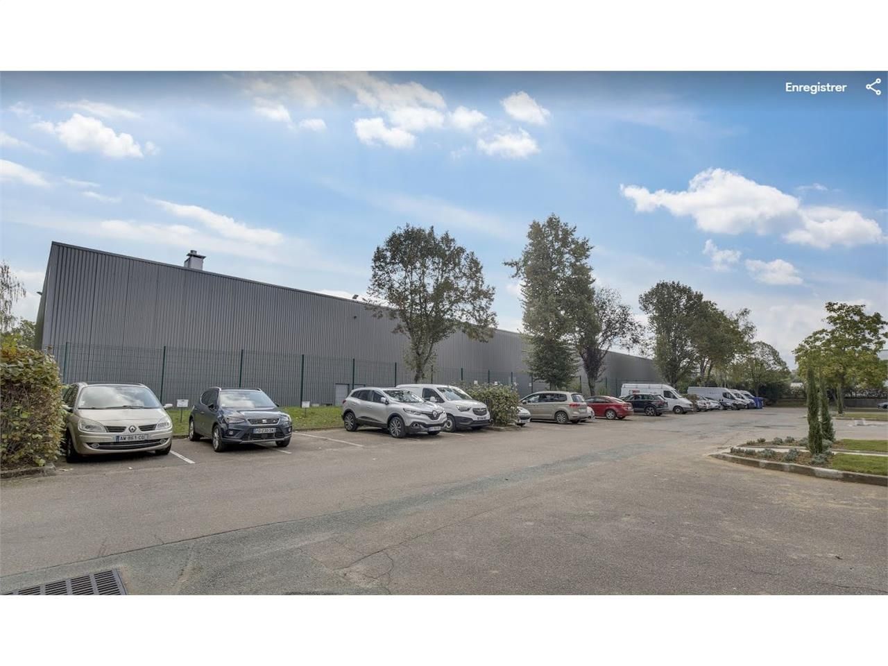 Local d'activités de 591m²