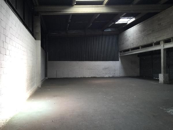 Location Local d'activités 641 m² non divisibles