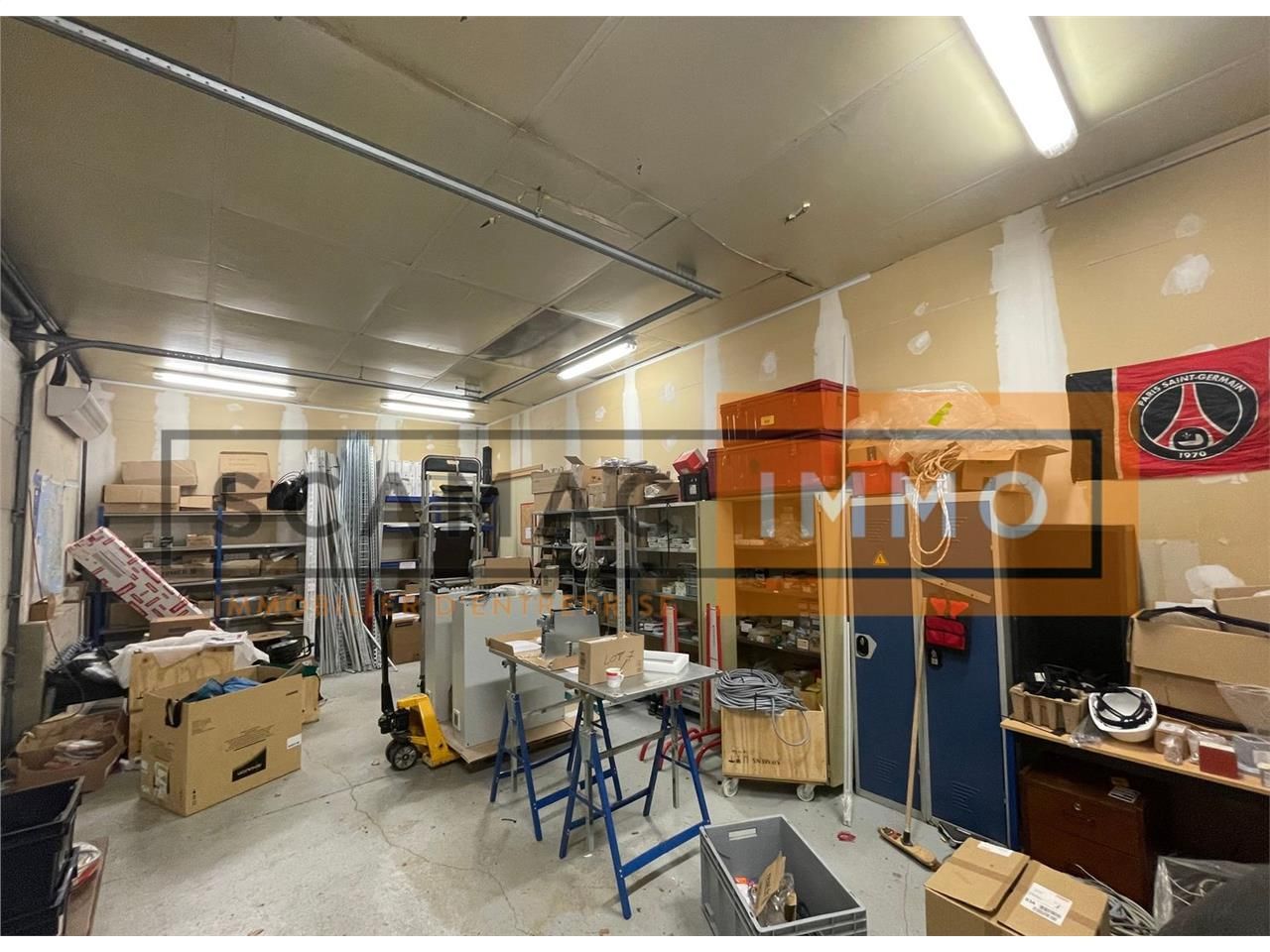 Local d'activités de 630m²