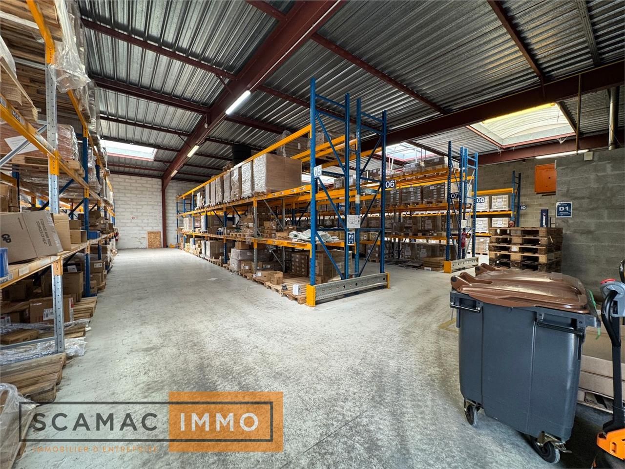 Location Local d'activités 1121 m² non divisibles