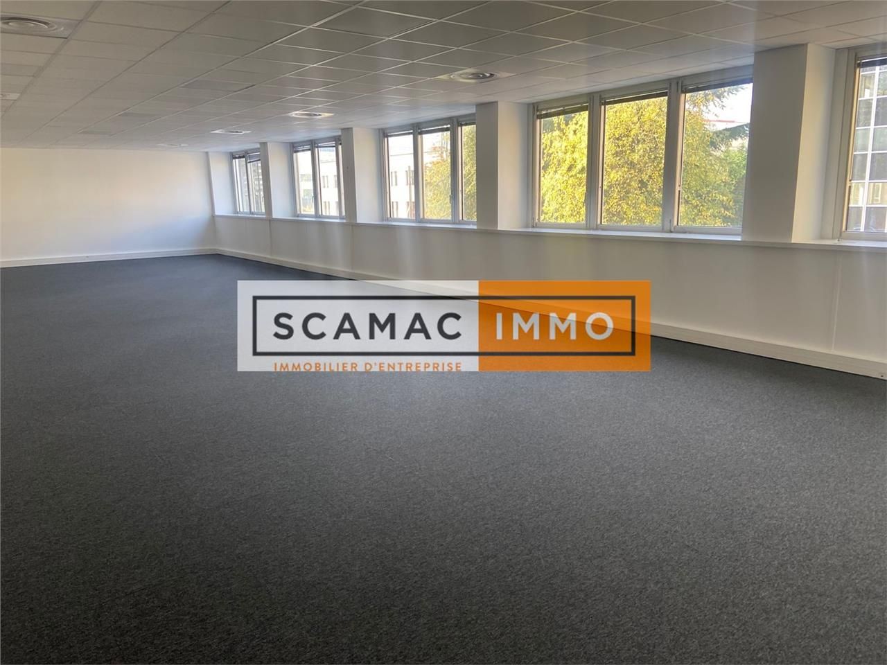 Location Bureaux 133 m² non divisibles
