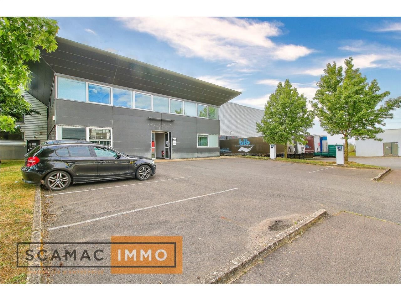 Entrepôt de 6734m²