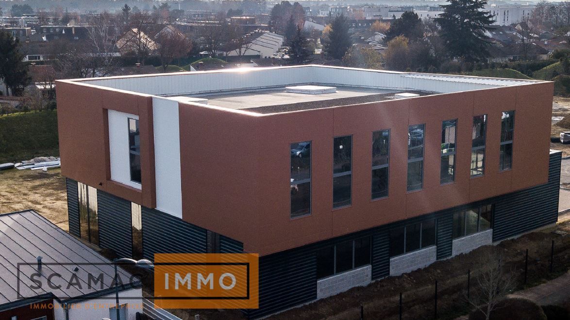 Vente Local d'activités 1273 m² non divisibles