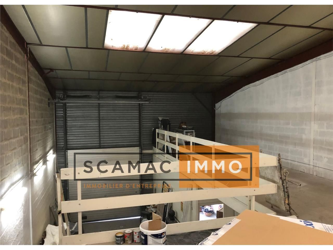 Location Local d'activités 250 m² non divisibles