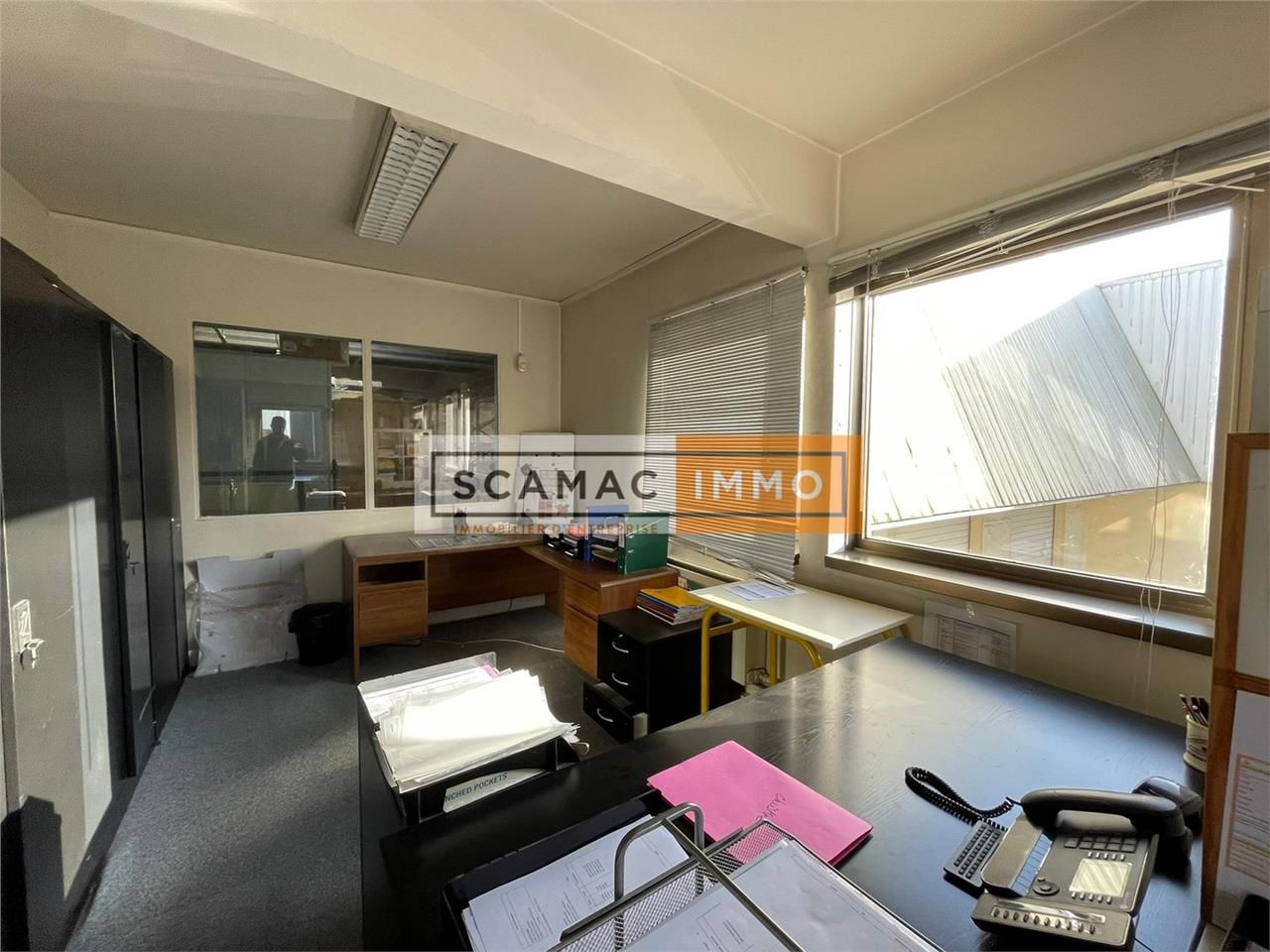 Entrepôt de 2513m²