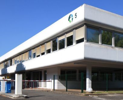 Location Entrepôt 19290 m² non divisibles