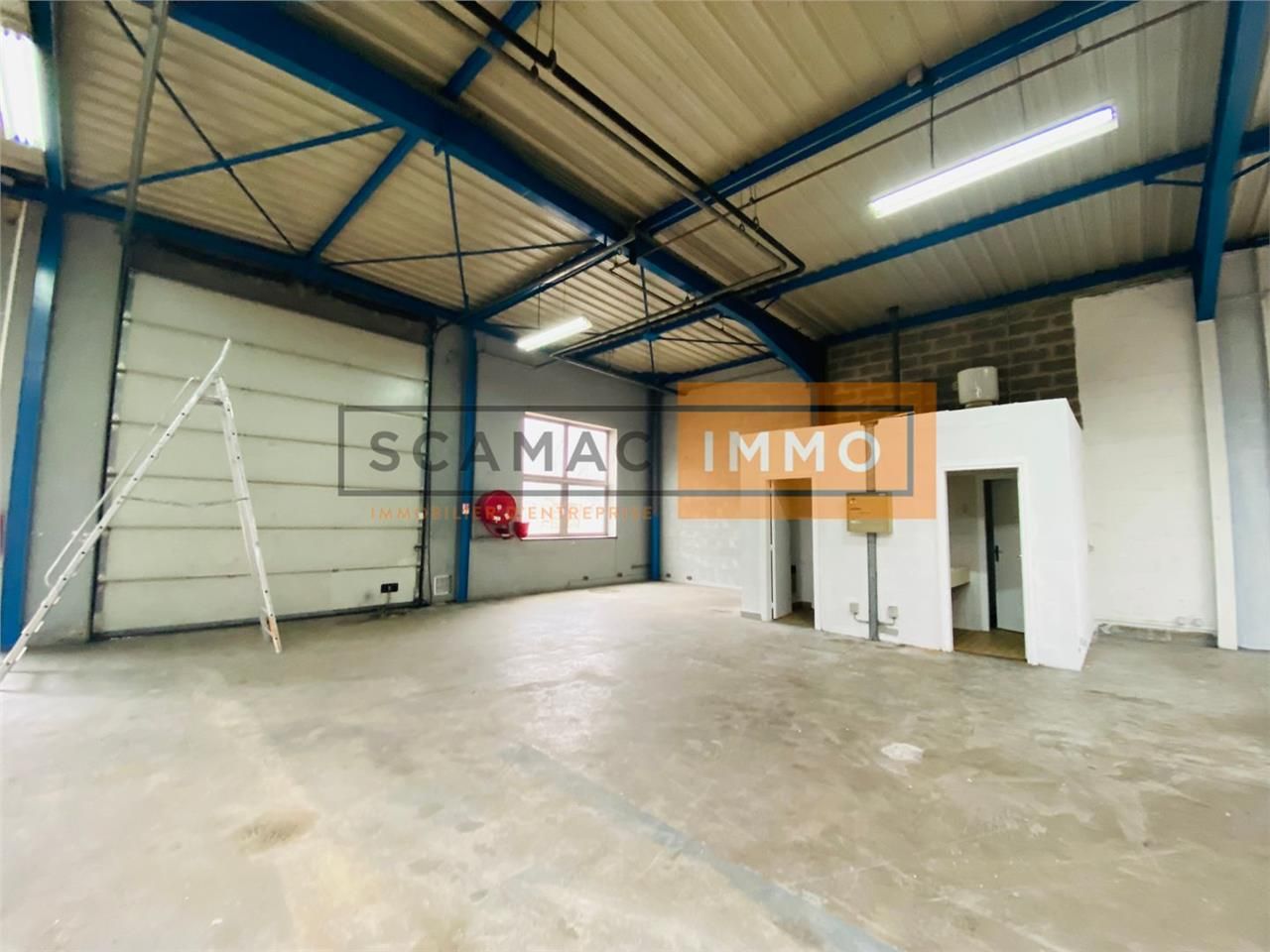 Location Local d'activités 236 m² non divisibles