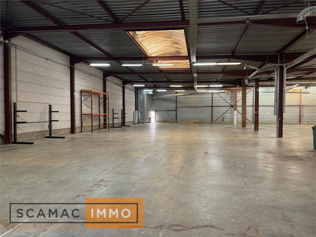 Location Local d'activités 1703 m² non divisibles