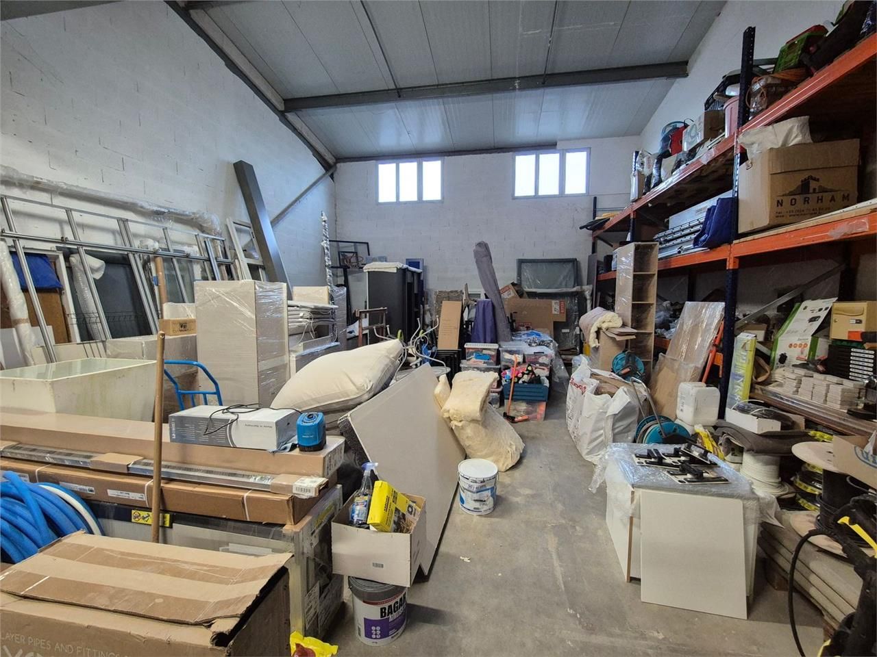 Local d'activités de 157m²