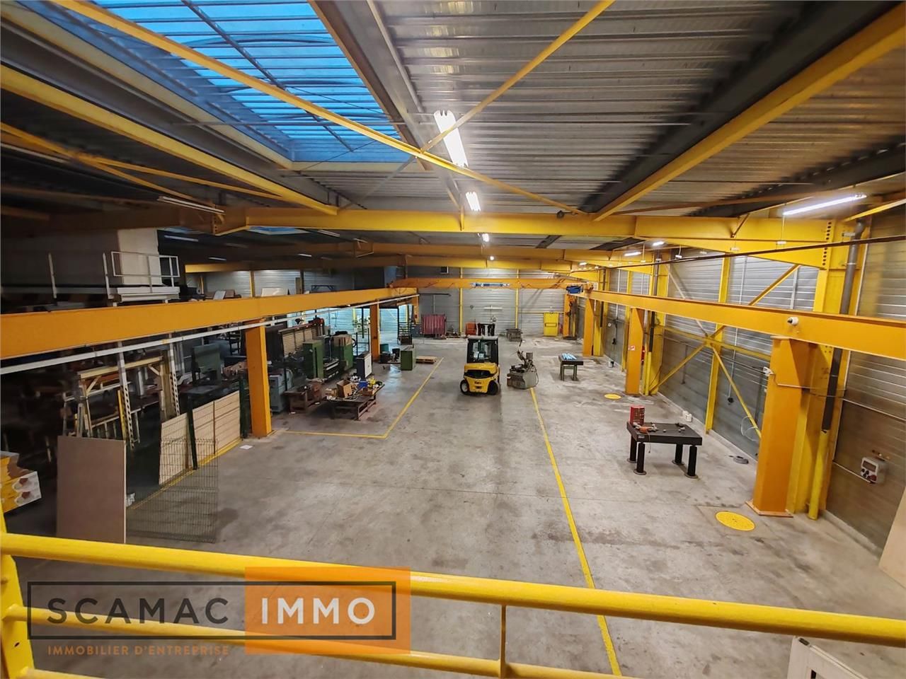 Entrepôt de 1483m²