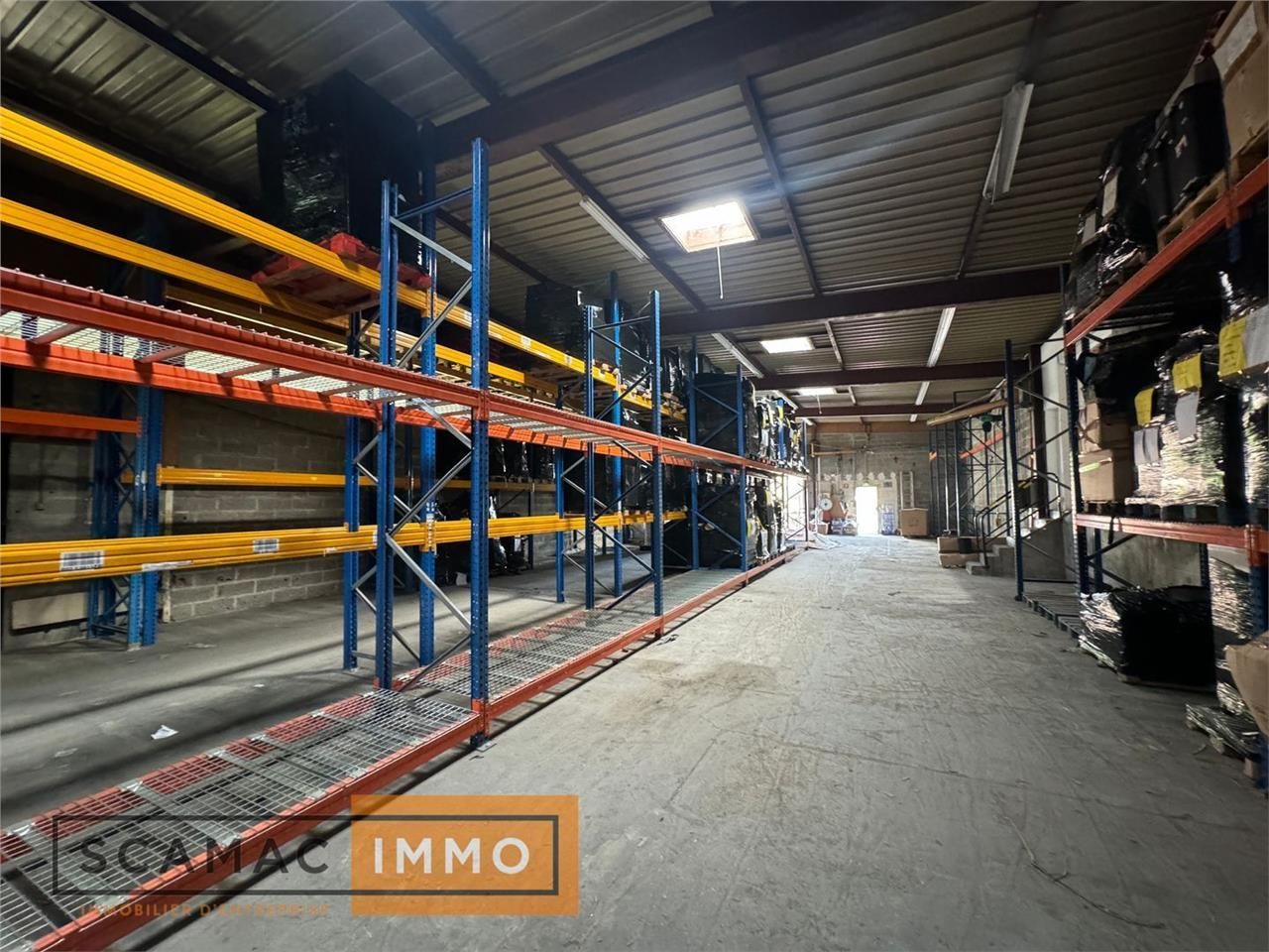 Vente Entrepôt 1597 m² non divisibles