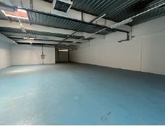 Local d'activités de 402m²