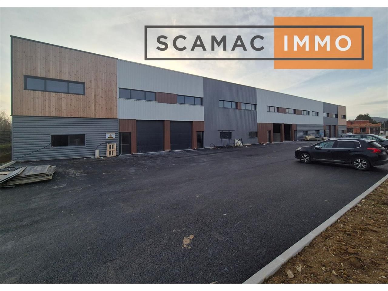 Local d'activités de 425m²