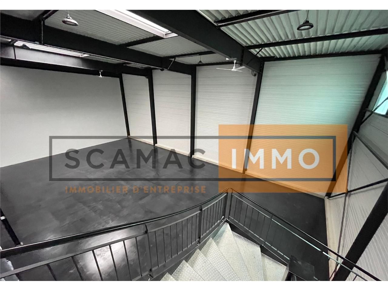 Local d'activités de 239m²