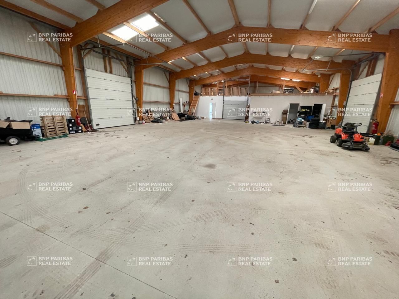 Location Activité 750 m² non divisibles 35140 Saint-aubin-du-cormier