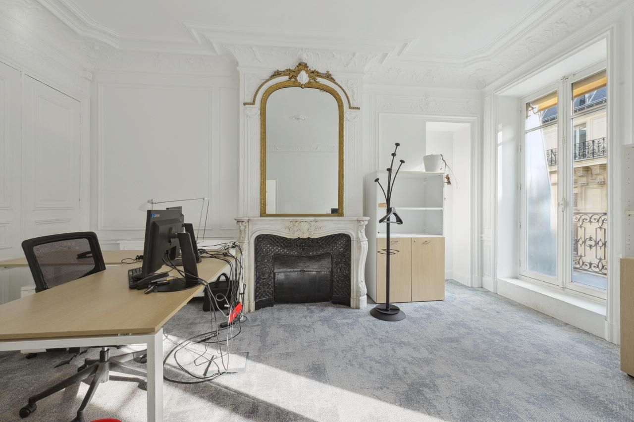 Location Bureaux 160 m² non divisibles 75008 Paris