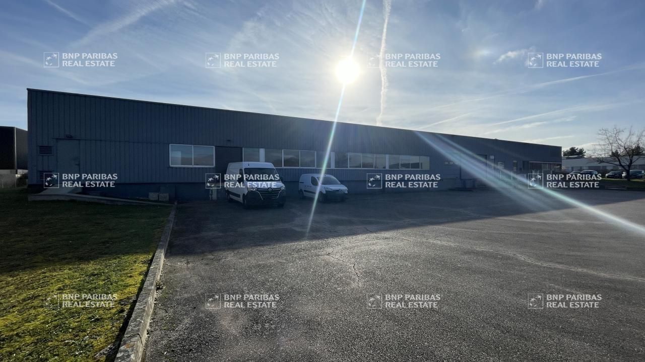 Location Activité 2320 m² divisibles 88000 Épinal